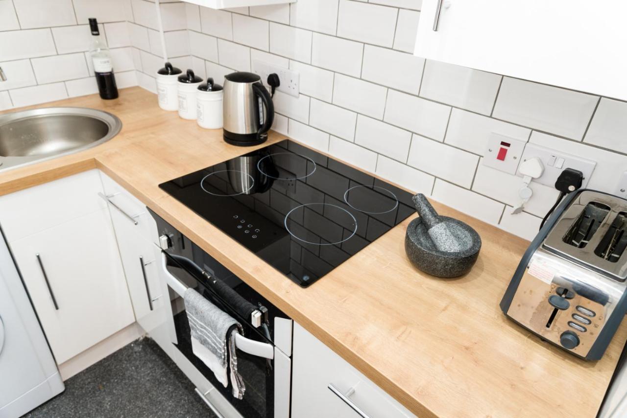 Stylish 2 Bedroom, City Centre Apartment 阿伯丁 外观 照片